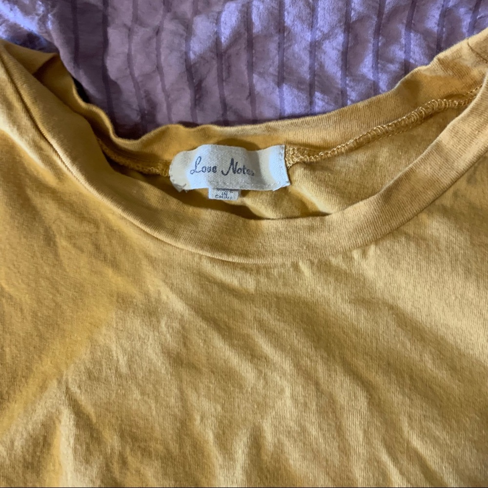 Yellow top - Picture 2 of 8